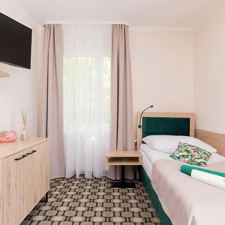 ホームステイ Flamingo