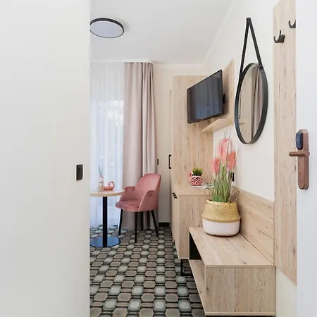 Flamingo Privatunterkunft Pobierowo
